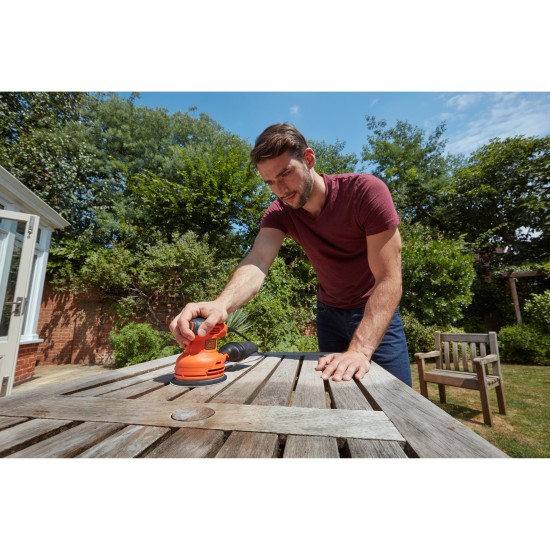 BLACK+DECKER Exzenterschleifer BEW210-QS