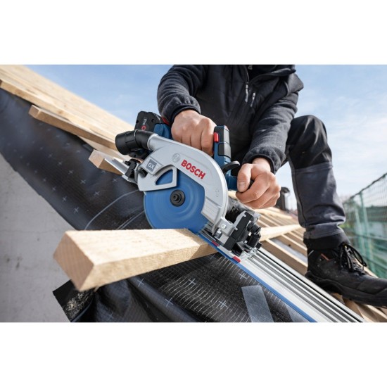 Bosch Akku-Handkreissäge GKS 18V-57-2 GX Professional solo + FSN 440 X