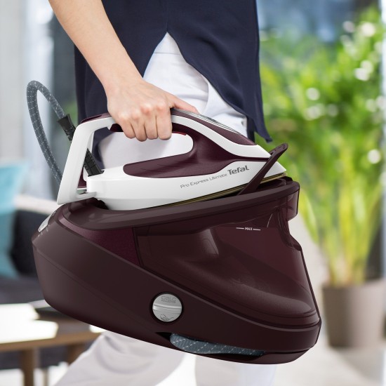 Tefal Pro Express Ultimate II GV9721, Dampfbügelstation